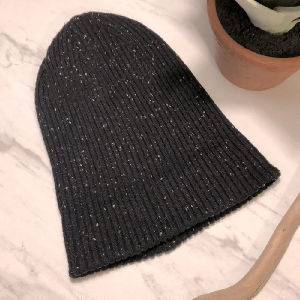 GOODFELLOW & CO. Black & White Fleck Mélange Knit Beanie Hat - Picture 2 of 5